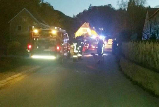 Freiwillige Feuerwehr Krems/Donau - CO-Unfall: Ein Toter, eine Schwerverletzte